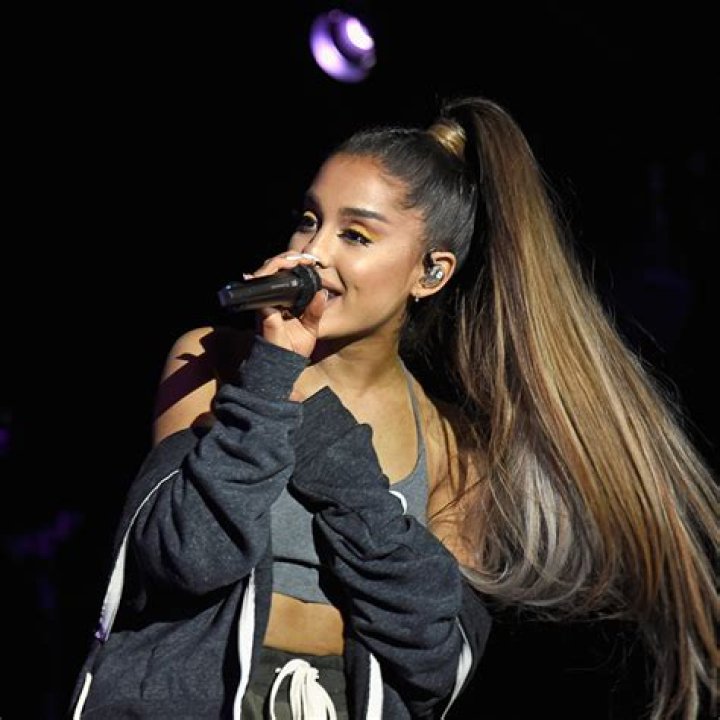 Ariana Grande Trolls Herself On Twitter For Thinking She Had ‘No Tears Left To Cry’