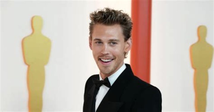 Austin Butler And Vanessa Hudgens Get Awkward At Oscars Party