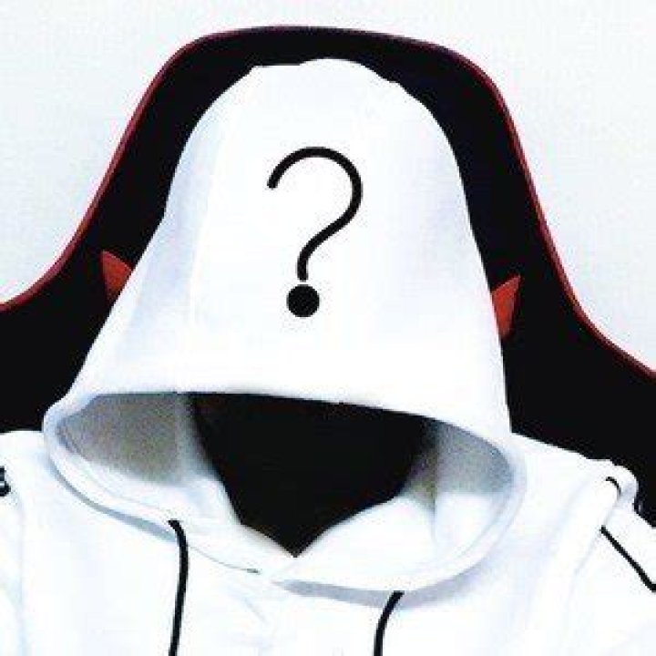 Axzyte (YouTube Star) - Age, Birthday, Bio, Facts, Family, Net Worth, Height & More