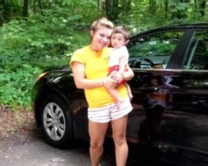 Bethany Decker, The Pregnant 21-Year-Old Who Vanished In 2011