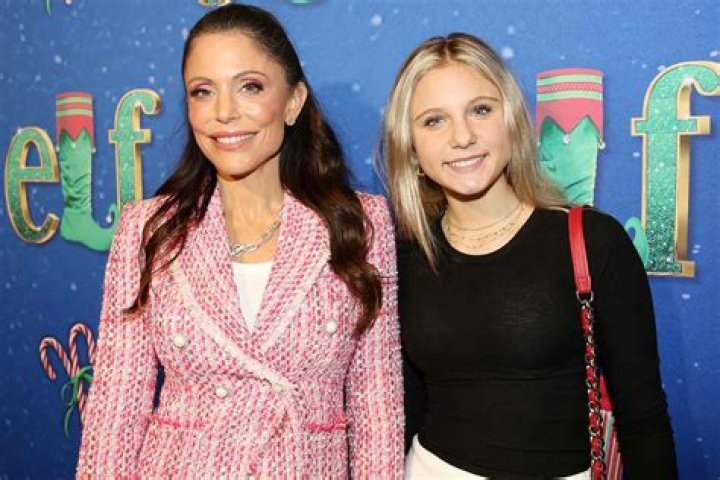 Bethenny Frankel Daughter Bryn Hoppy Biography. What does Bryn Hoppy Look like now? Her pictures and age. 2022
