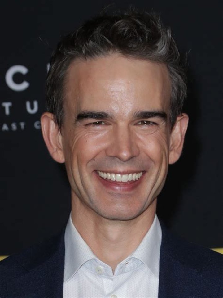 Christopher Gorham (TV Actor) - Age, Birthday, Bio, Facts, Family, Net Worth, Height & More