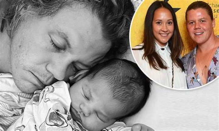 Conrad Sewell (Pop Singer) - Age, Birthday, Bio, Facts, Family, Net Worth, Height & More