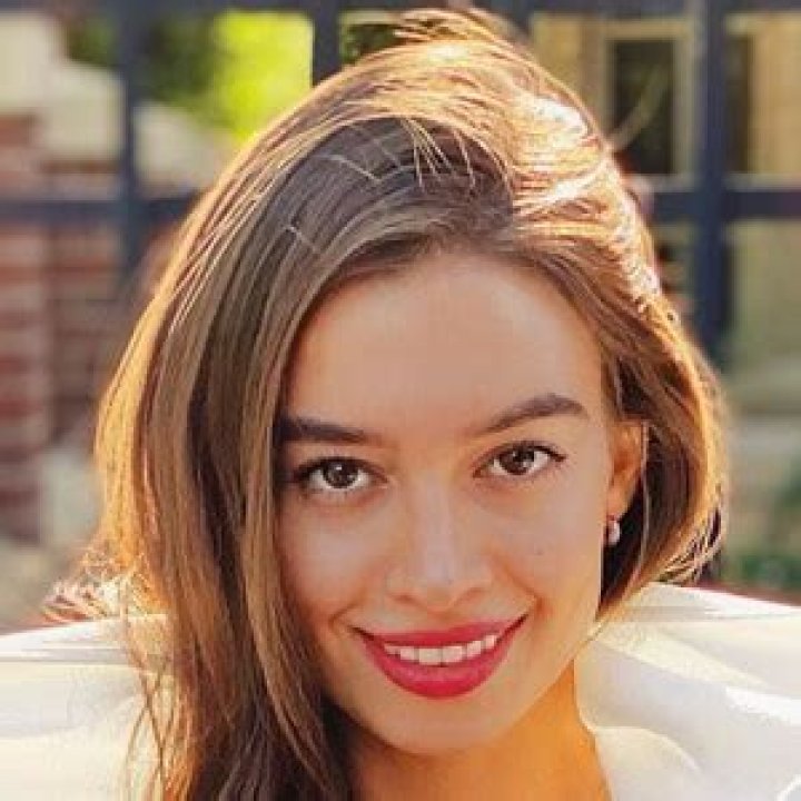 Cristina Cataman (Instagram Star) - Age, Birthday, Bio, Facts, Family, Net Worth, Height & More