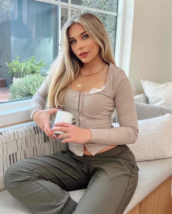 Gabrielle Moses - CelebNetWorth