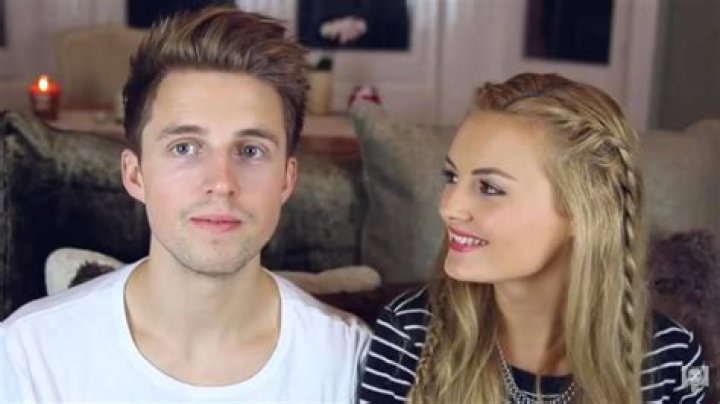 How long were Niomi Smart and Marcus Butler together?