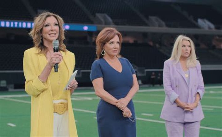 How much money does Kelli Finglass make? – Celebrity.fm – #1 Official Stars, Business & People Network, Wiki, Success story, Biography & Quotes