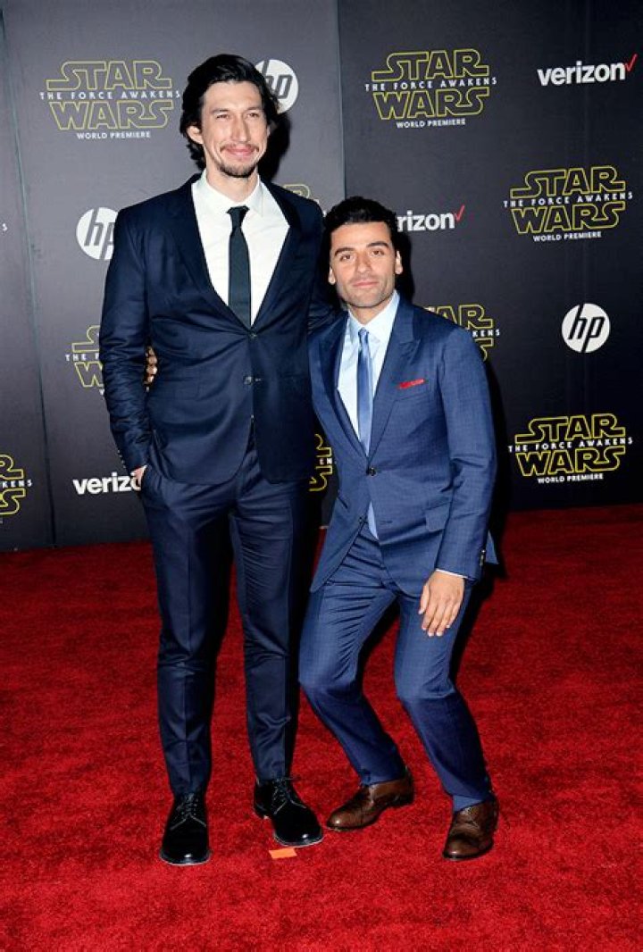 How tall is Oscar Isaac