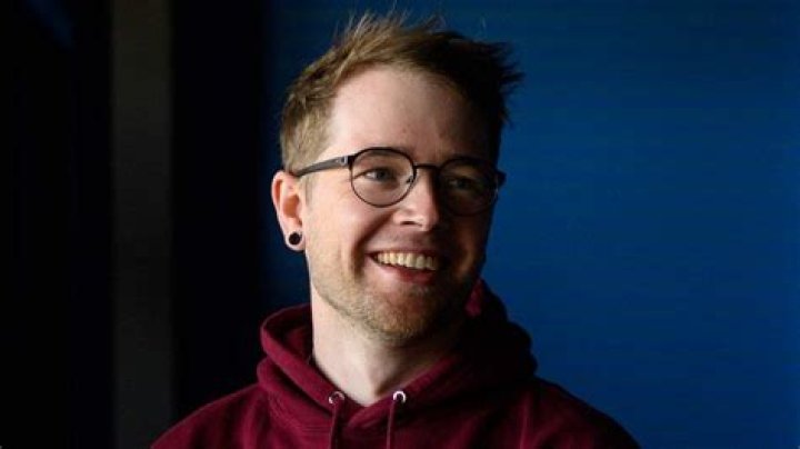 Is DanTDM the voice of Eboy? – Celebrity.fm – #1 Official Stars, Business & People Network, Wiki, Success story, Biography & Quotes