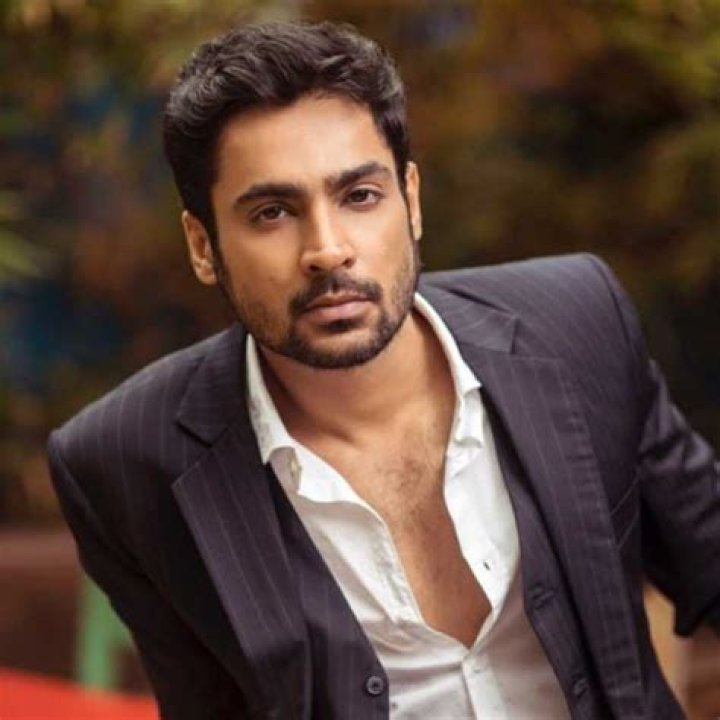 Jatin Bora Biography, Age, Height, Wife, Net Worth, Family