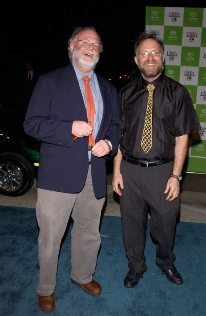 Jerry Greenfield (Entrepreneur) - Age, Birthday, Bio, Facts, Family, Net Worth, Height & More