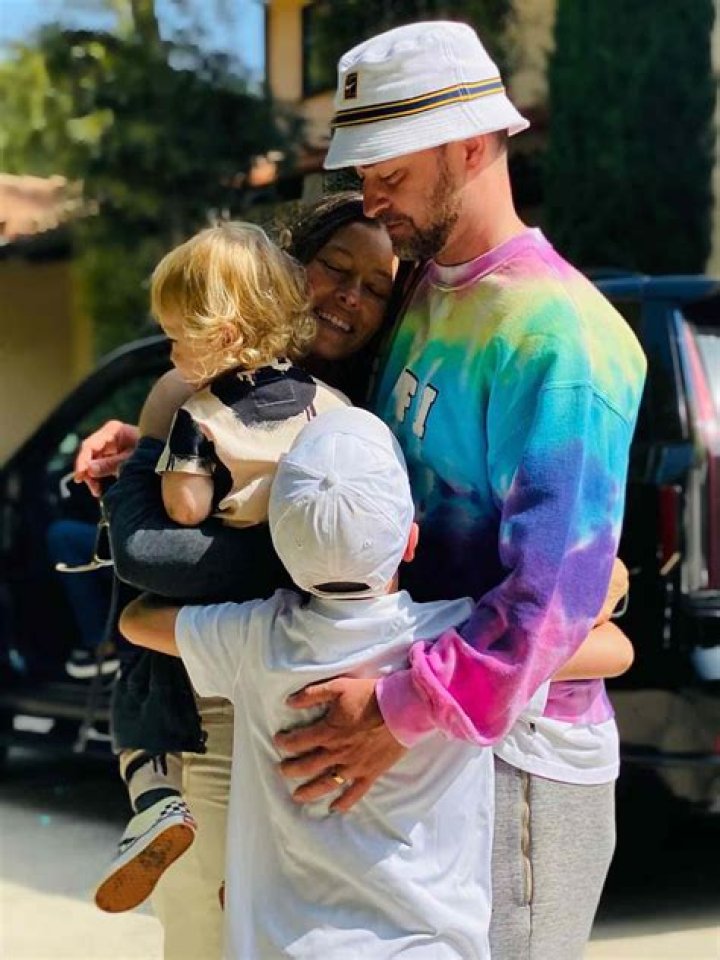 Jessica Biel Makes Justin Timberlake Cry a River With Sweet Tribute on Last Day of His Tour