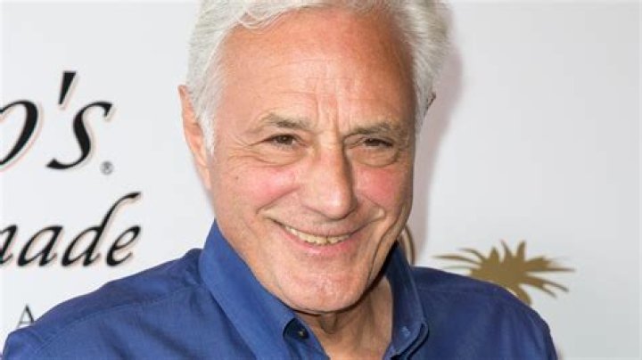 John Aprea (Movie Actor) - Age, Birthday, Bio, Facts, Family, Net Worth, Height & More