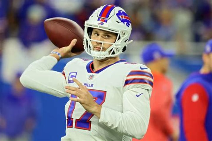Josh Allen’s Net Worth Goes Long! See Hailee Steinfeld’s NFL Star Boyfriend’s Fortune