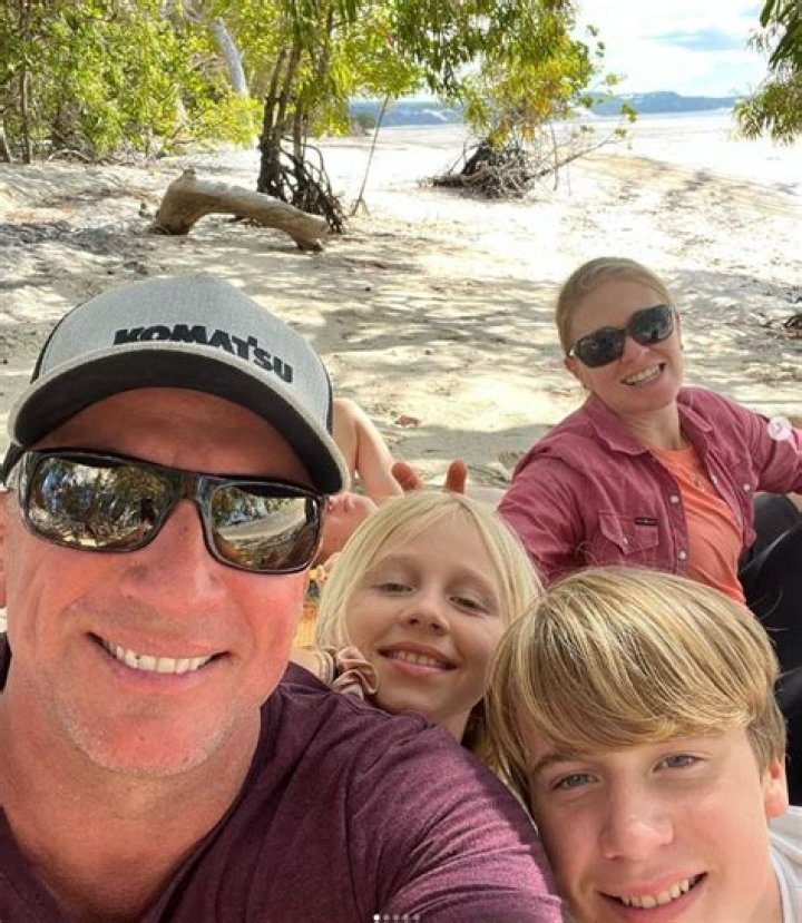 Kerry Titheradge (Below Deck) Wiki, Age, Wife, Net Worth, Family, Nationality, BIO