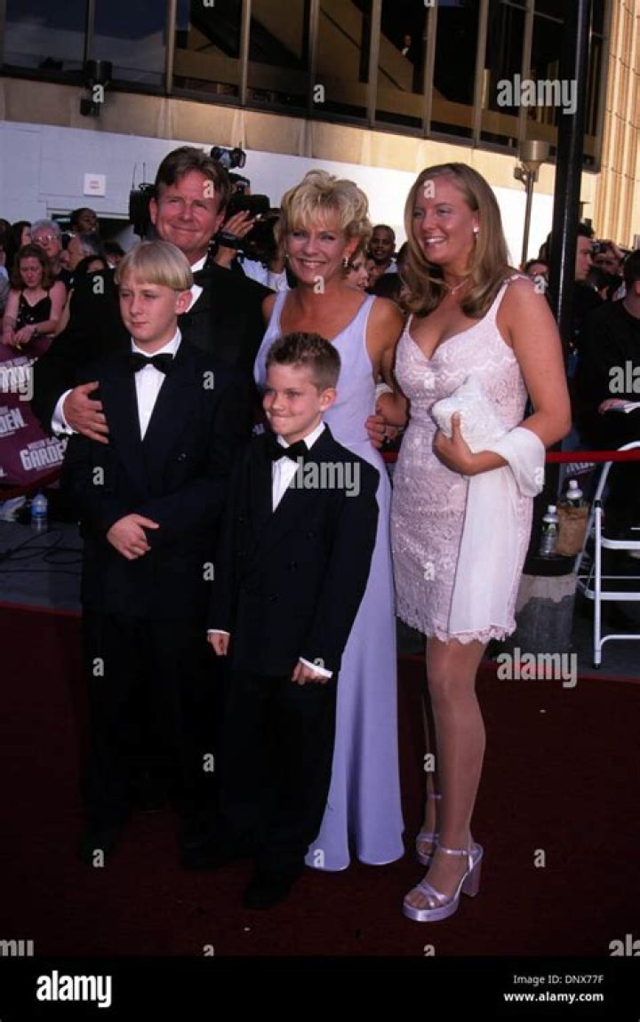 Kim Zimmer Biography, Age, Height, Husband, Net Worth, Family