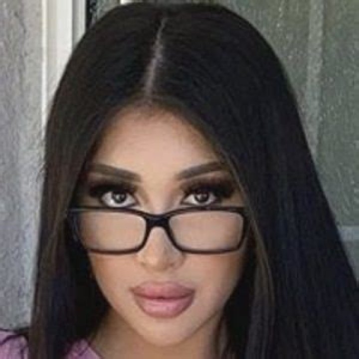 Liliana Hearts (Instagram Star) - Age, Birthday, Bio, Facts, Family, Net Worth, Height & More