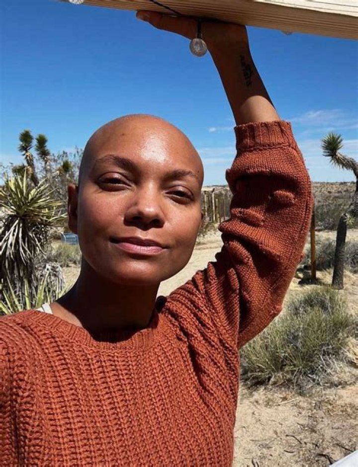 Lyndie Greenwood Net Worth, Age, Height, Wife