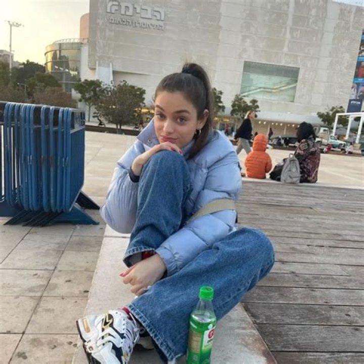 Odeya Rush Biography, Age, Height, Husband, Net Worth, Family