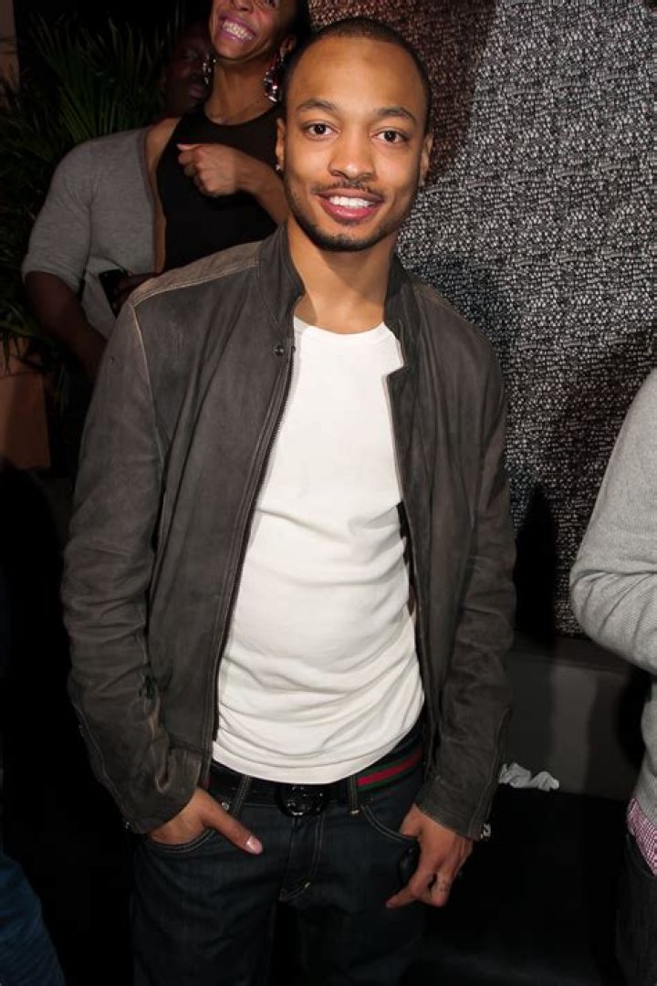 Qwanell Mosley (R&B Singer) - Age, Birthday, Bio, Facts, Family, Net Worth, Height & More