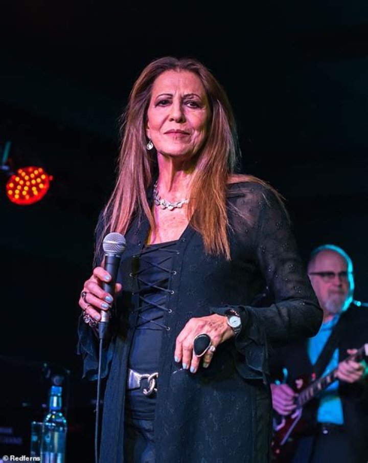 Rita Coolidge (Pop Singer) - Age, Birthday, Bio, Facts, Family, Net Worth, Height & More