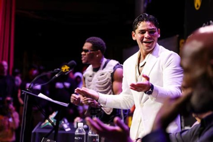 Ryan Garcia Claims To Have Been Abducted And "Seen Aliens" During Twitter Space With Andrew Tate