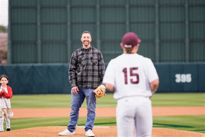 Sal Bando (Baseball Player) - Age, Birthday, Bio, Facts, Family, Net Worth, Height & More