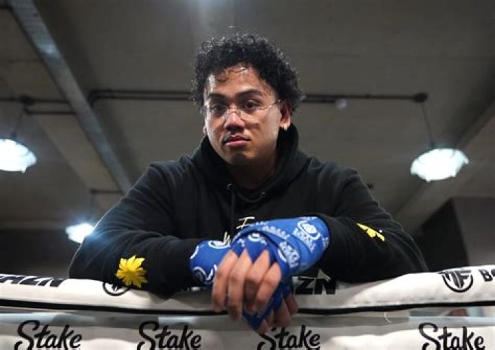 Salt Papi Net Worth 2023: What Is The Influencer Boxing Star Worth?