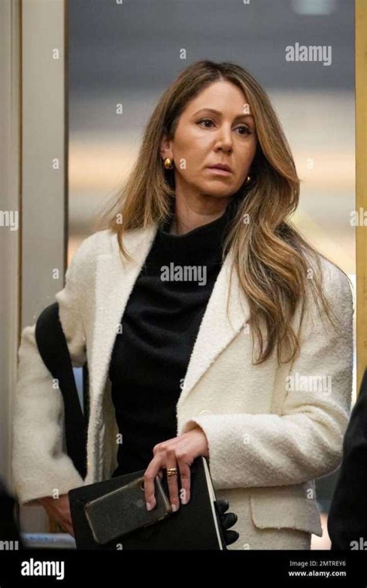 Tina Glandian (Lawyer) Wiki, Biography, Net Worth, Husband, Age, Family, Education & More