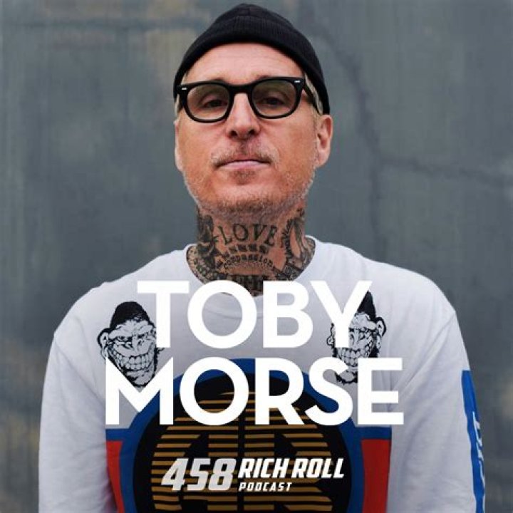 Toby Morse (Punk Singer) - Age, Birthday, Bio, Facts, Family, Net Worth, Height & More