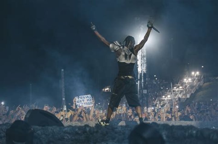 Travis Scott Performs Astroworld Live For The First Time: Video