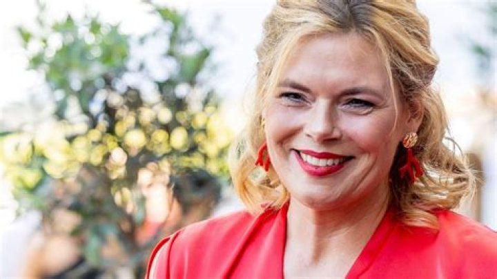 Warum hat Julia Butters die amerikanische Hausfrau verlassen?