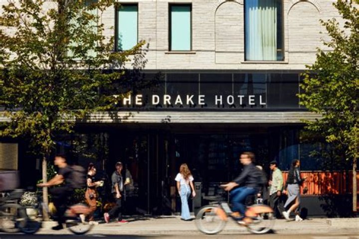 Who has stayed at the Drake Hotel Chicago? – Celebrity.fm – #1 Official Stars, Business & People Network, Wiki, Success story, Biography & Quotes