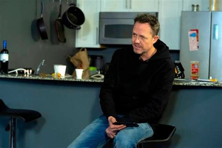 Why did Dean Winters leave SVU? – Celebrity.fm – #1 Official Stars, Business & People Network, Wiki, Success story, Biography & Quotes