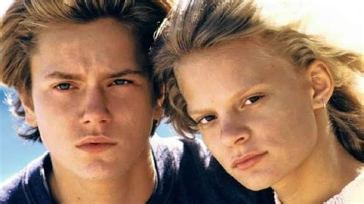 Why did River Phoenix and Martha Plimpton break up?