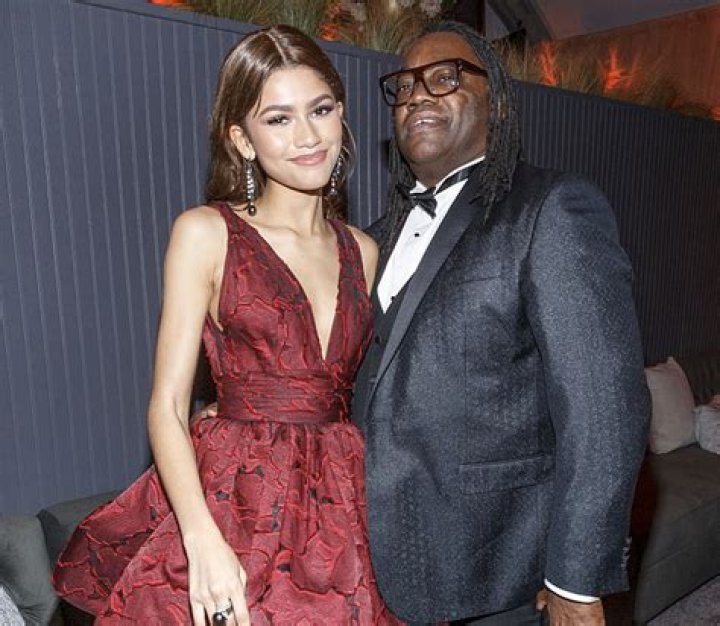 Zendaya's Dad Lists Himself, Matthew Knowles & King Richard As Black Fathers "Shunned" By Hollywood